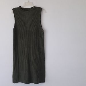 Knitted dress